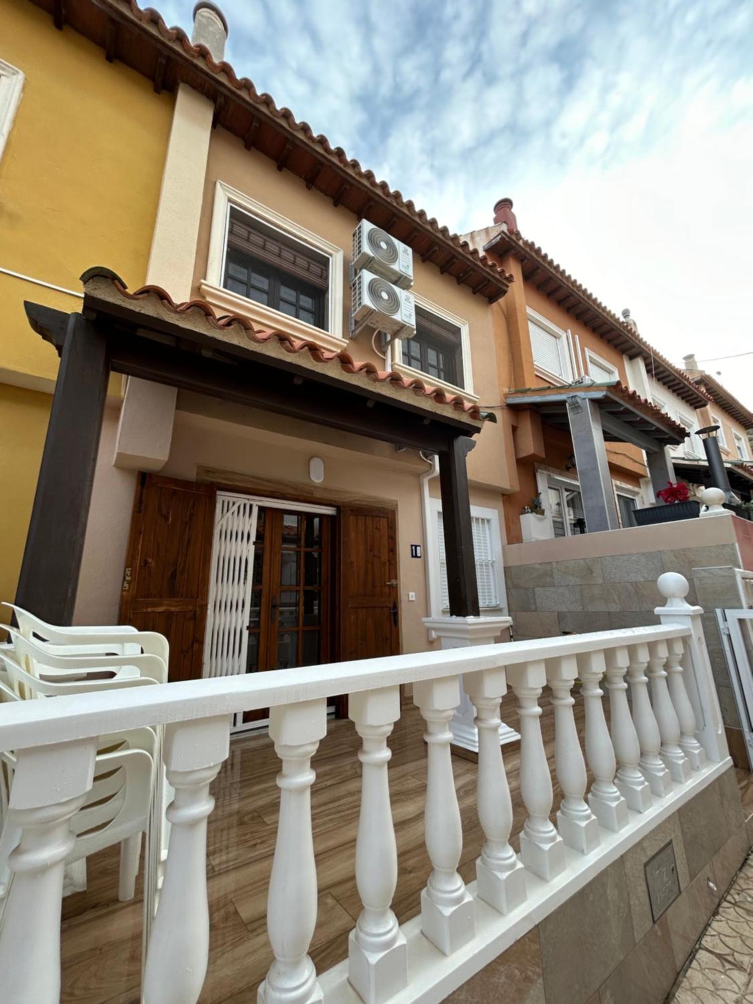 Bungalow Pasaje Ceuta Торевиеха Екстериор снимка